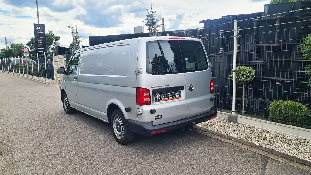 Små varebil Volkswagen T6 2.0 TDI Kasten- Werkstattwagen, Klima, 3-Sitzer: billede 10 Små varebil Volkswagen T6 2.0 TDI Kasten- Werkstattwagen, Klima, 3-Sitzer: billede 10