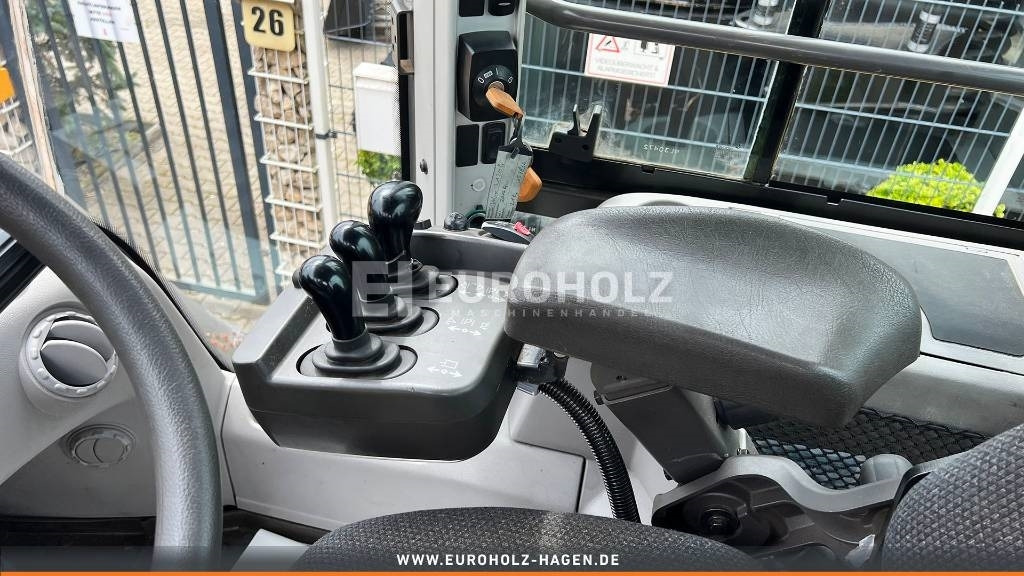 Gummihjulslæsser Volvo L 120 G mit Klima und SW, Reifen und Schaufel Neu: billede 19 Gummihjulslæsser Volvo L 120 G mit Klima und SW, Reifen und Schaufel Neu: billede 19