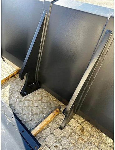 Big Volumenschaufel 200 cm mit JCB 520-50 Aufnahme - Skovl: billede 5 Big Volumenschaufel 200 cm mit JCB 520-50 Aufnahme - Skovl: billede 5