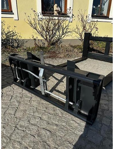 Big JCB 520-50 Adapter mit Euro Aufnahme - Udstyr: billede 1 Big JCB 520-50 Adapter mit Euro Aufnahme - Udstyr: billede 1