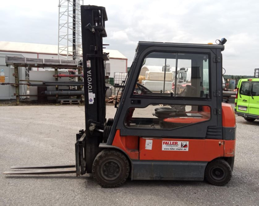 Toyota 7FBMF35 - Gaffeltruck: billede 1 Toyota 7FBMF35 - Gaffeltruck: billede 1