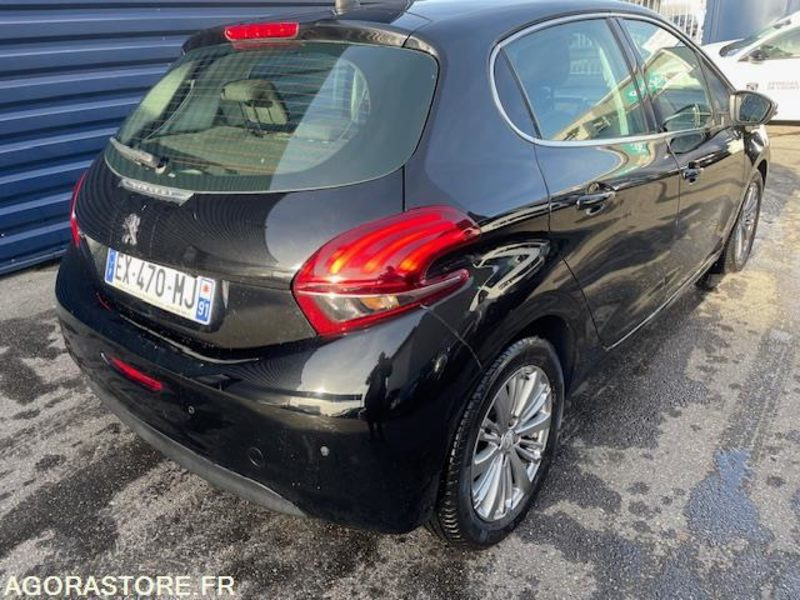 208 ALLURE PT 110cv-05/2016- 87950 KM - Bil: billede 3 208 ALLURE PT 110cv-05/2016- 87950 KM - Bil: billede 3