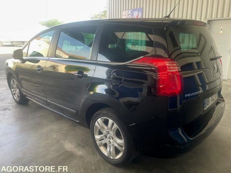 5008 PREMIUM 1.6 HDI 110cv 5 PLACES. 05/2010 . 255500 km - Bil: billede 2 5008 PREMIUM 1.6 HDI 110cv 5 PLACES. 05/2010 . 255500 km - Bil: billede 2