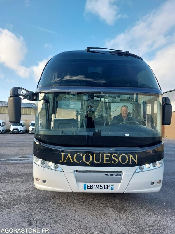 AUTOCAR NEOPLAN CITYLINER P16 L / 14M / 48+1+1+WC / 645008KM - Turistbus: billede 2 AUTOCAR NEOPLAN CITYLINER P16 L / 14M / 48+1+1+WC / 645008KM - Turistbus: billede 2