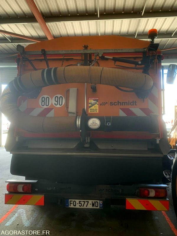 BALAYEUSE COMPOSÉE D'UN PORTEUR MERCEDES ET D'UN SYSTÈME DE BALAYAGE SCHMIDT - Fejebil: billede 5 BALAYEUSE COMPOSÉE D'UN PORTEUR MERCEDES ET D'UN SYSTÈME DE BALAYAGE SCHMIDT - Fejebil: billede 5