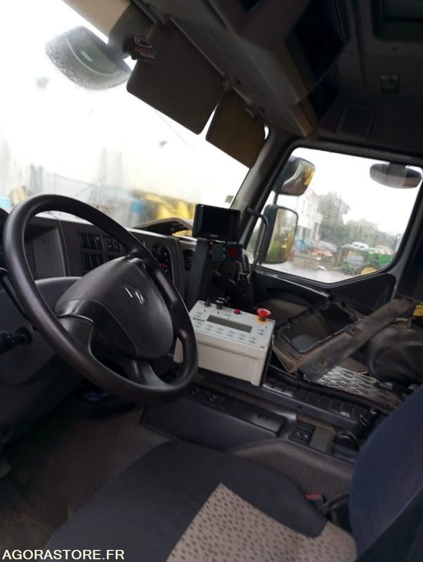 BOM Renault non roulante (sans culasse) 347000kms - Affaldsmaskine: billede 5 BOM Renault non roulante (sans culasse) 347000kms - Affaldsmaskine: billede 5