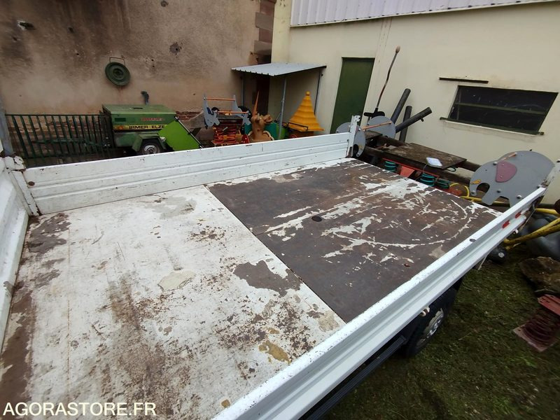 CAMIONETTE PLATEAU E.V. - Ladbil med tip: billede 4 CAMIONETTE PLATEAU E.V. - Ladbil med tip: billede 4