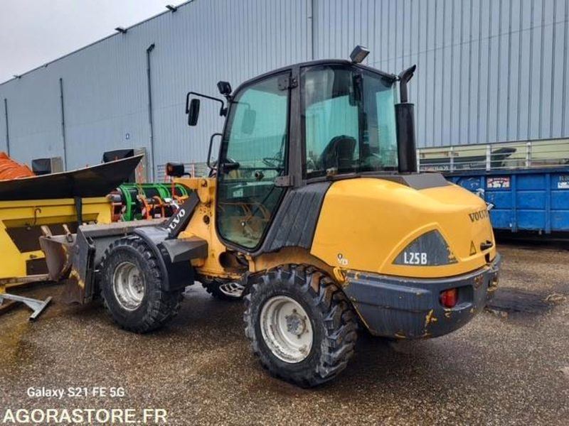 CHARGEUSE VOLVO L25B-P 2008 6200 HEURES - Læssemaskine: billede 3 CHARGEUSE VOLVO L25B-P 2008 6200 HEURES - Læssemaskine: billede 3