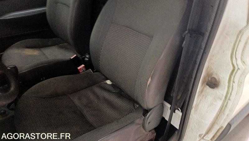 CITROEN BERLINGO - 2010 - 197274 KM - BC-024-GY - Små varebil: billede 4 CITROEN BERLINGO - 2010 - 197274 KM - BC-024-GY - Små varebil: billede 4