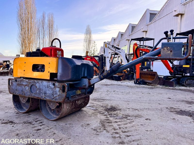 COMPACTEUR À MAIN BELL GROUP BWR650 - 2010 - Tromle: billede 2 COMPACTEUR À MAIN BELL GROUP BWR650 - 2010 - Tromle: billede 2