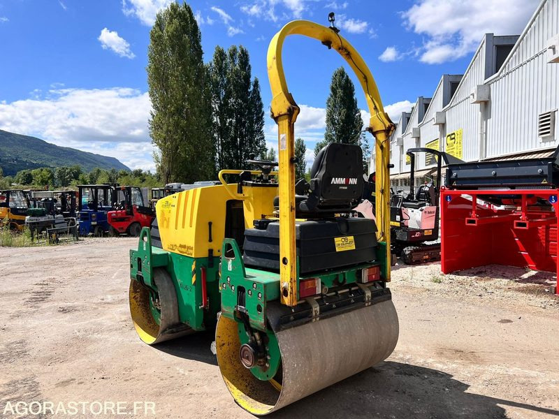 COMPACTEUR AMMANN AV26-2 ROULEAU TANDEM VIBRANT ARTICULÉ - ANNÉE 2008 - 1765 H - Tromle: billede 5 COMPACTEUR AMMANN AV26-2 ROULEAU TANDEM VIBRANT ARTICULÉ - ANNÉE 2008 - 1765 H - Tromle: billede 5