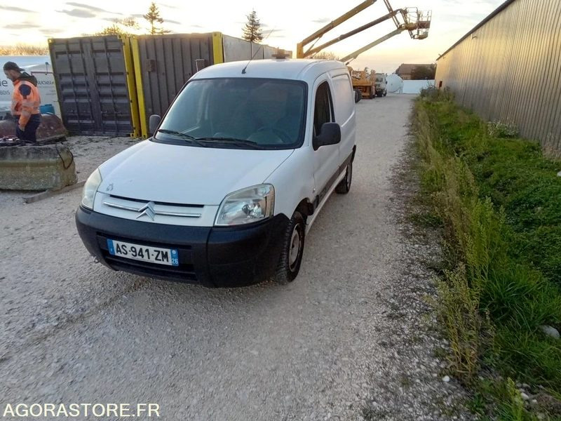 Citroën Berlingo 1.6 hdi 2010 - Små varebil: billede 2 Citroën Berlingo 1.6 hdi 2010 - Små varebil: billede 2