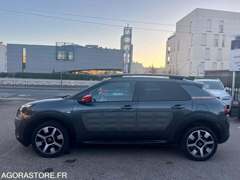 Citroen C4 CACTUS PURETECH 110 SHINE S&S - 2015 - 103 000km - SUV: billede 5 Citroen C4 CACTUS PURETECH 110 SHINE S&S - 2015 - 103 000km - SUV: billede 5