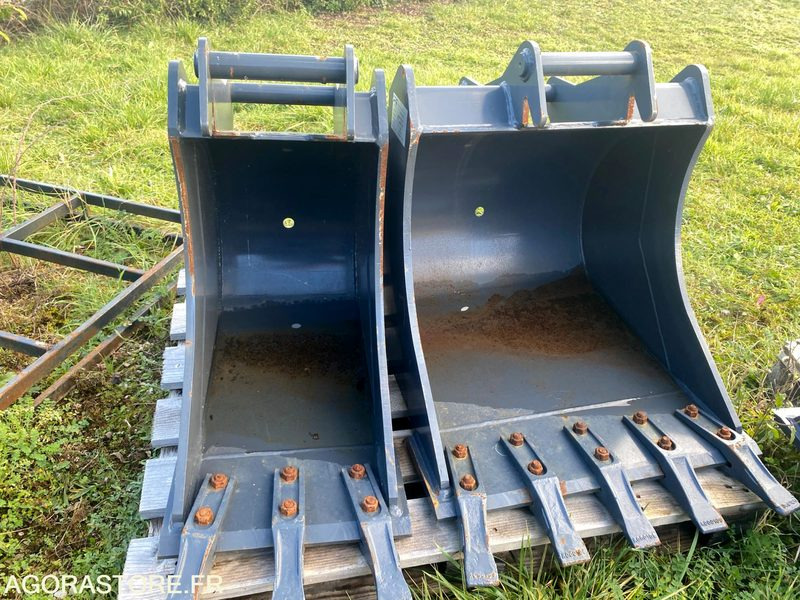 Coupleur hydraulique + 3 godets Neufs pour pelle 6T - Bygningsudstyr: billede 2 Coupleur hydraulique + 3 godets Neufs pour pelle 6T - Bygningsudstyr: billede 2
