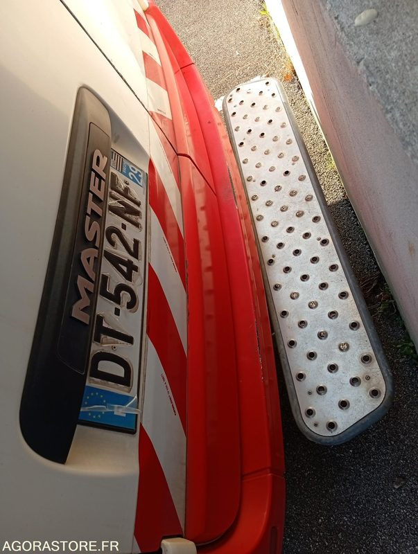 Ambulance DT-542-NF - Roulant - Renault Master - VASP - 462 946 Kms: billede 17