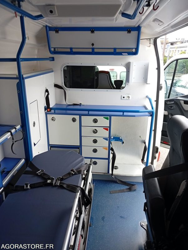 Ambulance DT-542-NF - Roulant - Renault Master - VASP - 462 946 Kms: billede 10