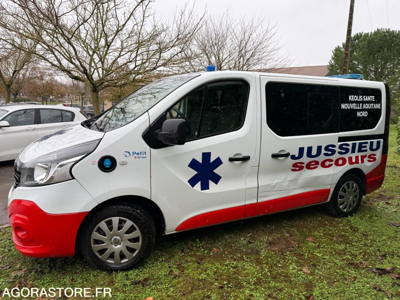 FF-800-VF - Roulant - RENAULT TRAFIC - VASP - CG KS - 337 746 Kms - Ambulance: billede 1 FF-800-VF - Roulant - RENAULT TRAFIC - VASP - CG KS - 337 746 Kms - Ambulance: billede 1