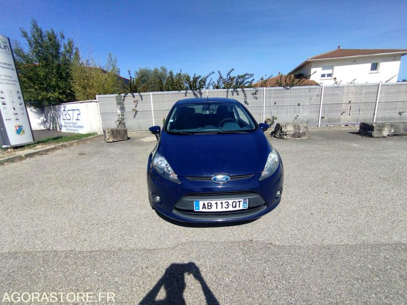 FORD FIESTA 1.4 TDCI DIESEL - ANNEE 2009 - 168000 KMS - 5 PLACES - Bil: billede 3 FORD FIESTA 1.4 TDCI DIESEL - ANNEE 2009 - 168000 KMS - 5 PLACES - Bil: billede 3