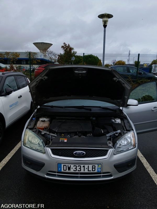 FORD FOCUS 1.8 ESSENCE - 2006 - 135 225 km - Bil: billede 2 FORD FOCUS 1.8 ESSENCE - 2006 - 135 225 km - Bil: billede 2