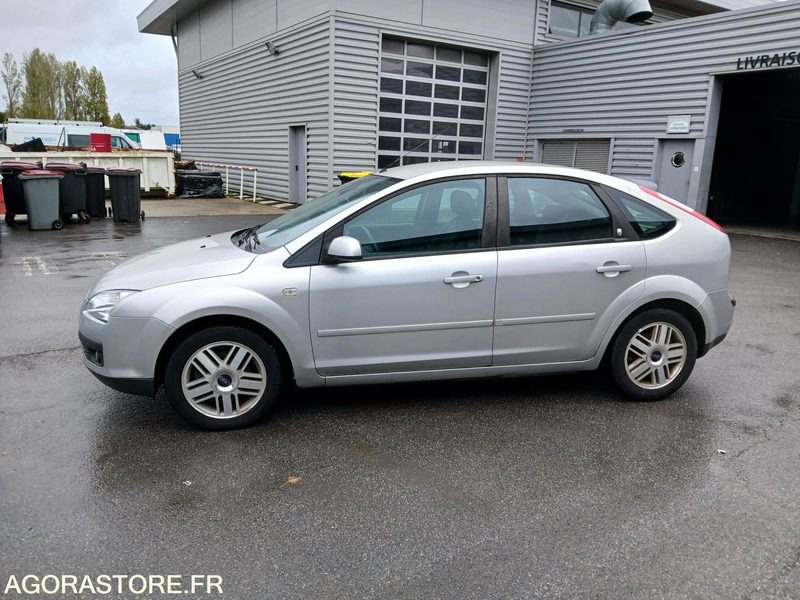 FORD FOCUS 1.8 ESSENCE - 2006 - 135 225 km - Bil: billede 3 FORD FOCUS 1.8 ESSENCE - 2006 - 135 225 km - Bil: billede 3