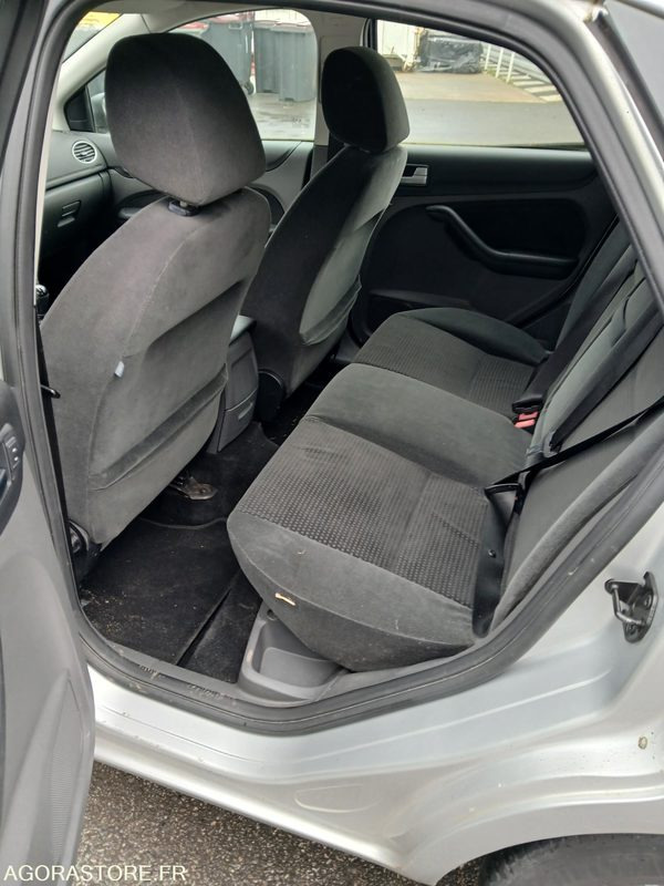 FORD FOCUS 1.8 ESSENCE - 2006 - 135 225 km - Bil: billede 5 FORD FOCUS 1.8 ESSENCE - 2006 - 135 225 km - Bil: billede 5
