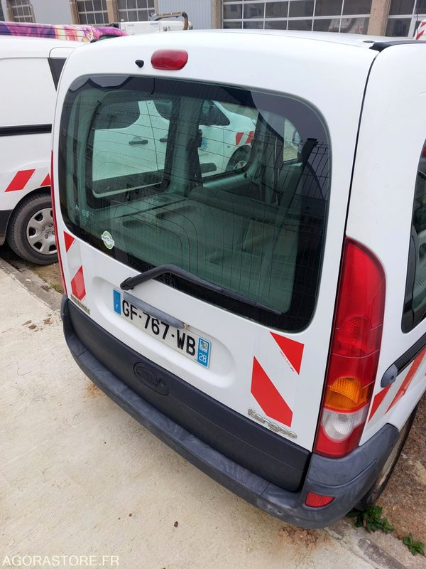 FOURGONNETTE - RENAULT KANGOO - 2003 - Små varebil: billede 3 FOURGONNETTE - RENAULT KANGOO - 2003 - Små varebil: billede 3