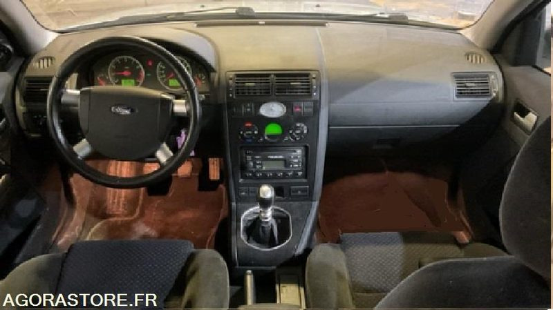 Ford Mondeo 1.8I - 125 GHIA .CT-OK passé et accepté pour 2 ans - Bil: billede 5 Ford Mondeo 1.8I - 125 GHIA .CT-OK passé et accepté pour 2 ans - Bil: billede 5
