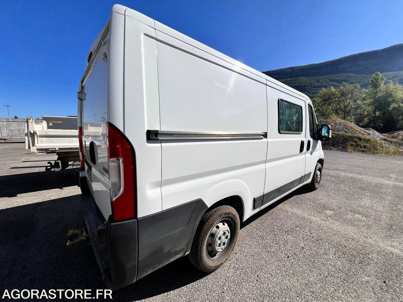 Fourgon utilitaire Peugeot Boxer 2,2l HDI 130cv - Année 2015 - 235000kms - Varevogn: billede 4 Fourgon utilitaire Peugeot Boxer 2,2l HDI 130cv - Année 2015 - 235000kms - Varevogn: billede 4