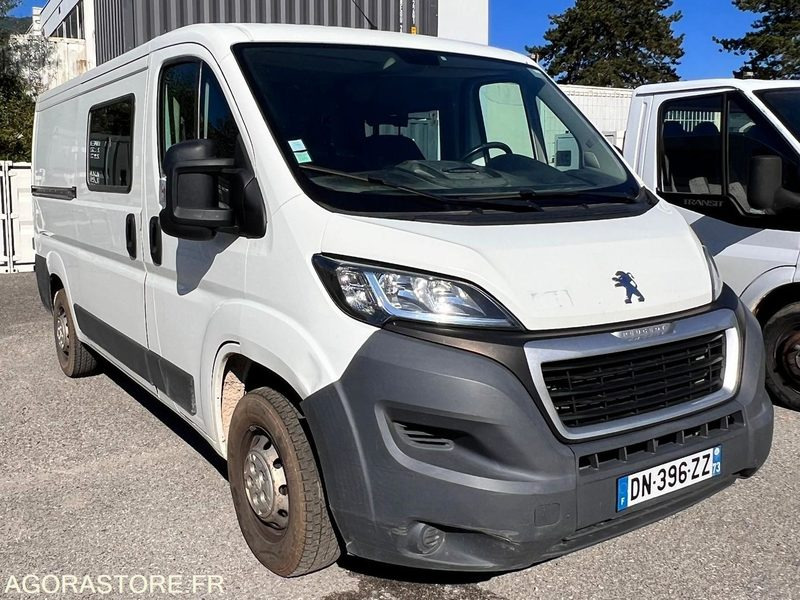 Fourgon utilitaire Peugeot Boxer 2,2l HDI 130cv - Année 2015 - 235000kms - Varevogn: billede 1 Fourgon utilitaire Peugeot Boxer 2,2l HDI 130cv - Année 2015 - 235000kms - Varevogn: billede 1