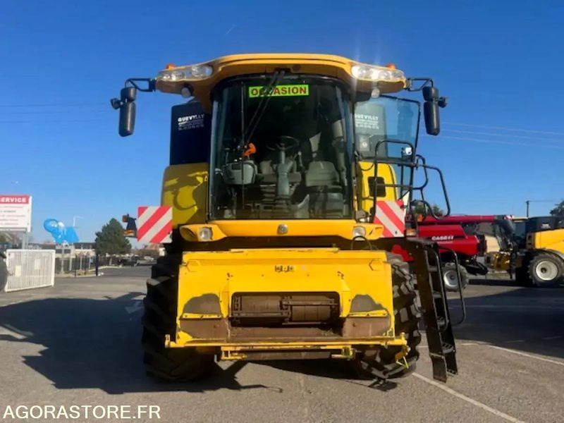 MOISSONNEUSE NEW HOLLAND CR 9060 - 2007 / 3515H - Landbrugsmaskine: billede 1 MOISSONNEUSE NEW HOLLAND CR 9060 - 2007 / 3515H - Landbrugsmaskine: billede 1
