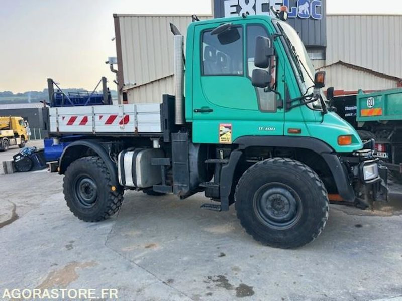 MERCEDES UNIMOG U300C VERSION COMMUNALE 2000 97652 KM - Lastbil: billede 2 MERCEDES UNIMOG U300C VERSION COMMUNALE 2000 97652 KM - Lastbil: billede 2