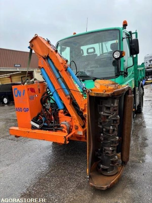 MERCEDES UNIMOG U300C VERSION COMMUNALE 2003 38210 KM + EPAREUSE CMV 450GP - Lastbil: billede 2 MERCEDES UNIMOG U300C VERSION COMMUNALE 2003 38210 KM + EPAREUSE CMV 450GP - Lastbil: billede 2