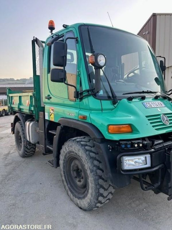 MERCEDES UNIMOG U300C VERSION COMMUNALE 2003 38210 KM + EPAREUSE CMV 450GP - Lastbil: billede 4 MERCEDES UNIMOG U300C VERSION COMMUNALE 2003 38210 KM + EPAREUSE CMV 450GP - Lastbil: billede 4