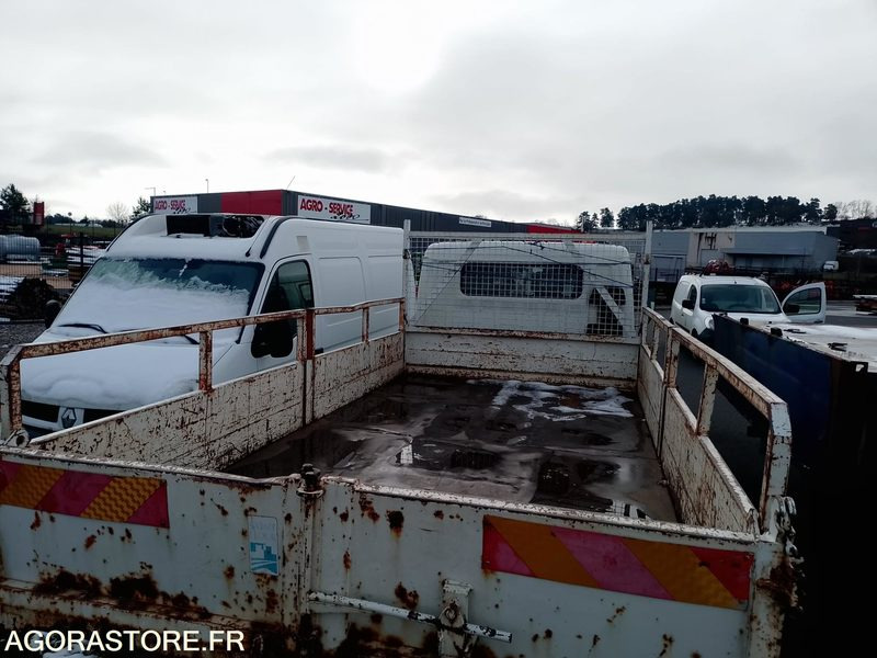 MITSUBISHI CANTER ( MOTEUR HS ) - Lastbil: billede 4 MITSUBISHI CANTER ( MOTEUR HS ) - Lastbil: billede 4