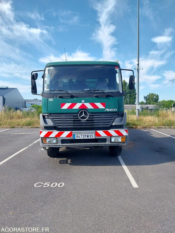 MERCEDES Atego 1828 HUWER 2005 378491KM ROULANT EXPORT UNIQUEMENT - Slamsugemaskine: billede 1 MERCEDES Atego 1828 HUWER 2005 378491KM ROULANT EXPORT UNIQUEMENT - Slamsugemaskine: billede 1