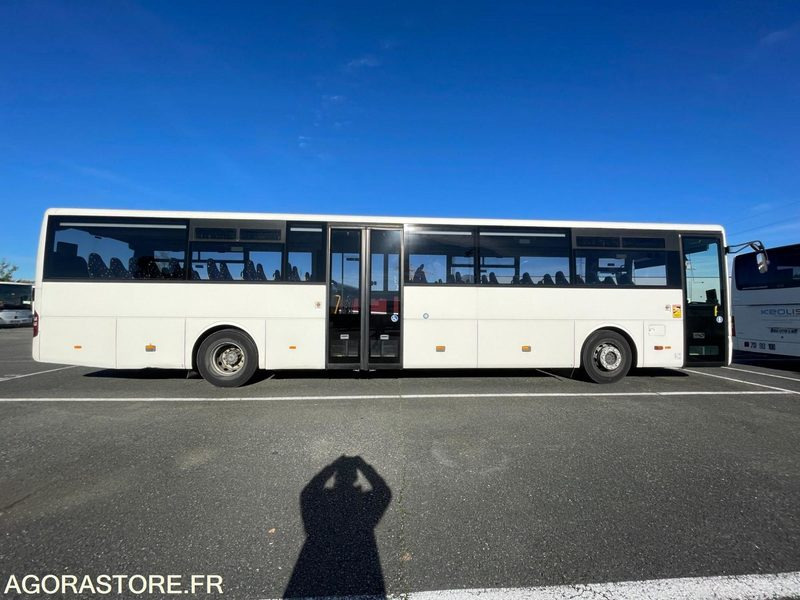 MERCEDES INTOURO N°095033 - Skolebus: billede 4 MERCEDES INTOURO N°095033 - Skolebus: billede 4