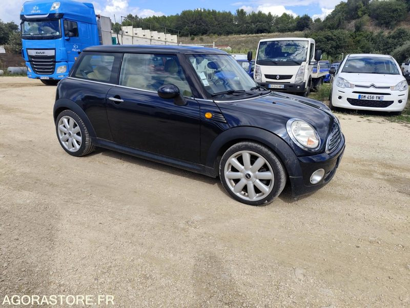 MINI COOPER 1.6 120CV - 2006 - 170500KMS - Bil: billede 3 MINI COOPER 1.6 120CV - 2006 - 170500KMS - Bil: billede 3