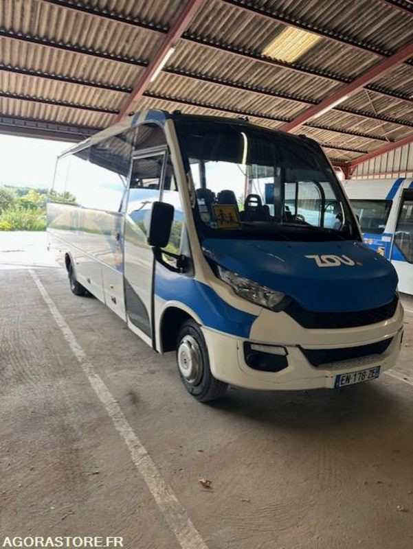 MINICARS IVECO BUS DAILY TOURYS 25396 MEC 2017 KM 277000 EN-178-ZE - Minibus, Persontransport: billede 2 MINICARS IVECO BUS DAILY TOURYS 25396 MEC 2017 KM 277000 EN-178-ZE - Minibus, Persontransport: billede 2