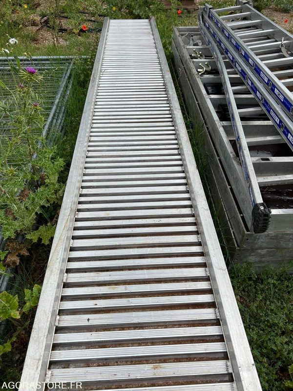 RAMPES DE CHARGEMENT 8,5 T - Materialehåndteringsudstyr: billede 3 RAMPES DE CHARGEMENT 8,5 T - Materialehåndteringsudstyr: billede 3