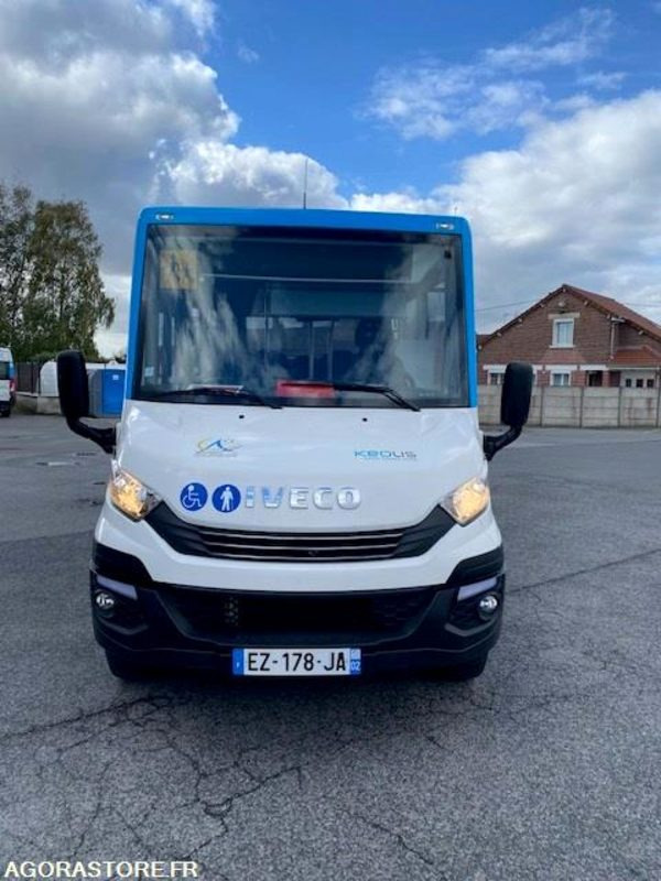 Minibus INDCAR MOBI LOW ENTRY - 27 places - PMR - Minibus, Persontransport: billede 1 Minibus INDCAR MOBI LOW ENTRY - 27 places - PMR - Minibus, Persontransport: billede 1
