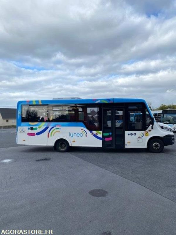 Minibus INDCAR MOBI LOW ENTRY - 27 places - PMR - Minibus, Persontransport: billede 2 Minibus INDCAR MOBI LOW ENTRY - 27 places - PMR - Minibus, Persontransport: billede 2