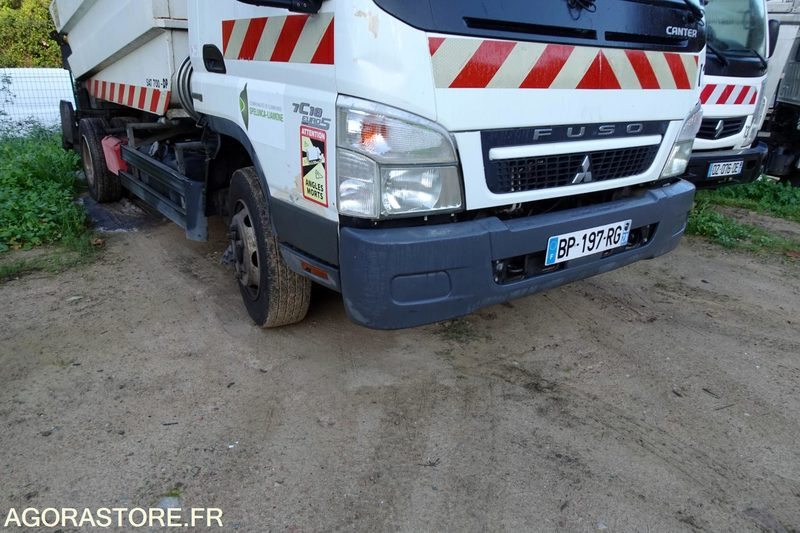 Mitsubishi Fuso - Affaldsmaskine: billede 2 Mitsubishi Fuso - Affaldsmaskine: billede 2