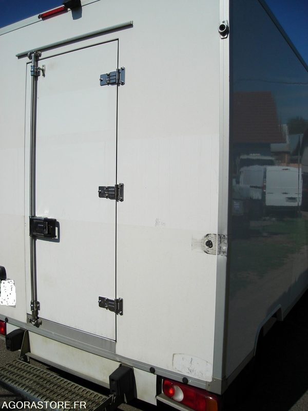 OPEL VIVARO FRIGORIFIQUE - 2017 - 159600KM - Kølebil: billede 3 OPEL VIVARO FRIGORIFIQUE - 2017 - 159600KM - Kølebil: billede 3