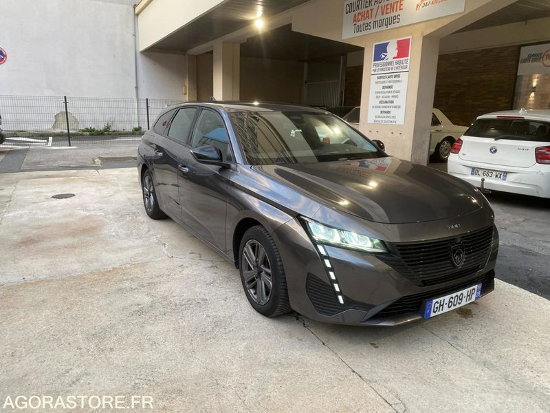 PEUGEOT 308 III (P5) SW 1.5 BlueHDi 16V EAT8 S&S 130 Boîte automatique PAS TVA - Stationcar: billede 3 PEUGEOT 308 III (P5) SW 1.5 BlueHDi 16V EAT8 S&S 130 Boîte automatique PAS TVA - Stationcar: billede 3