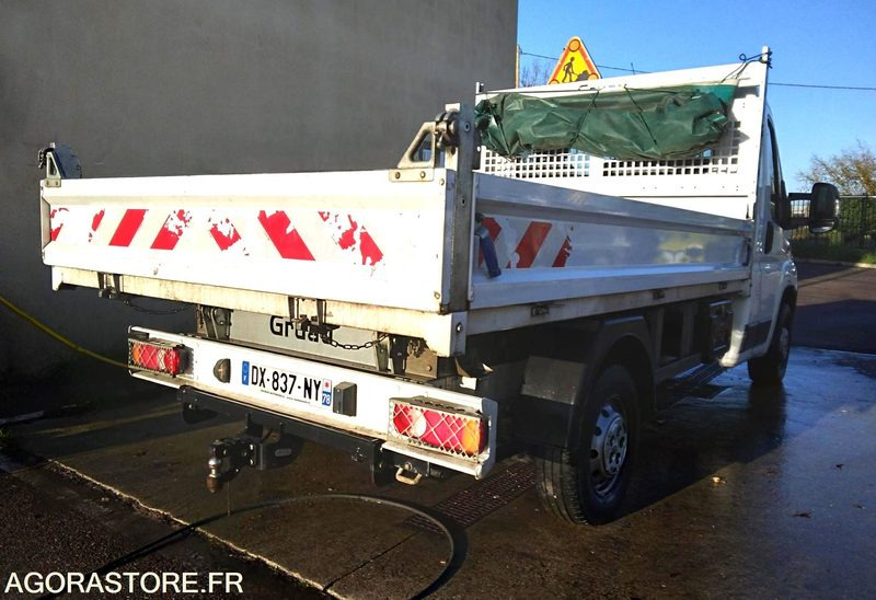 PEUGEOT BOXER benne basculante - 2015 - 112006 km - GAZOLE - Ladbil med tip: billede 4 PEUGEOT BOXER benne basculante - 2015 - 112006 km - GAZOLE - Ladbil med tip: billede 4
