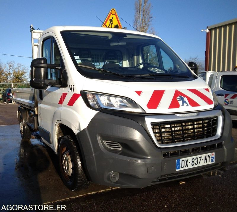 PEUGEOT BOXER benne basculante - 2015 - 112006 km - GAZOLE - Ladbil med tip: billede 2 PEUGEOT BOXER benne basculante - 2015 - 112006 km - GAZOLE - Ladbil med tip: billede 2