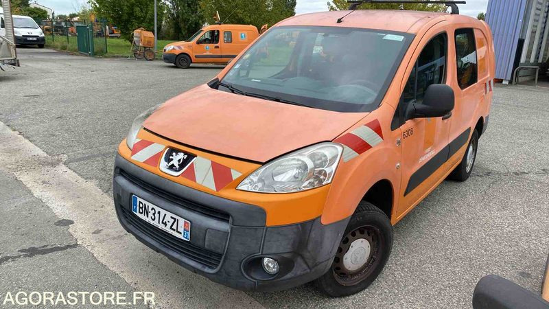 PEUGEOT PARTNER 4X4 DANGEL - 182618 KM - Små varebil: billede 1 PEUGEOT PARTNER 4X4 DANGEL - 182618 KM - Små varebil: billede 1