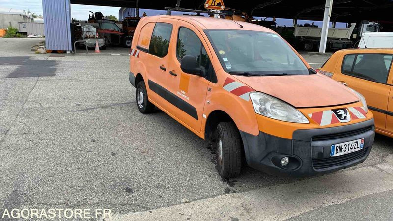 PEUGEOT PARTNER 4X4 DANGEL - 182618 KM - Små varebil: billede 2 PEUGEOT PARTNER 4X4 DANGEL - 182618 KM - Små varebil: billede 2