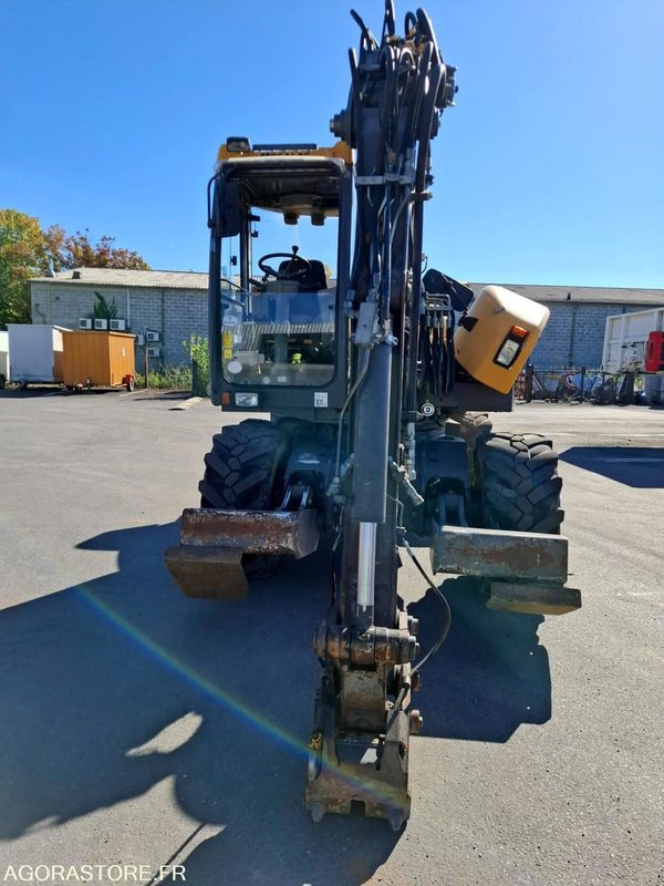 Pelle sur pneus MECALAC 12MTX - N° série 42770 - 2014 - 11400 heures - Gravemaskine: billede 4 Pelle sur pneus MECALAC 12MTX - N° série 42770 - 2014 - 11400 heures - Gravemaskine: billede 4