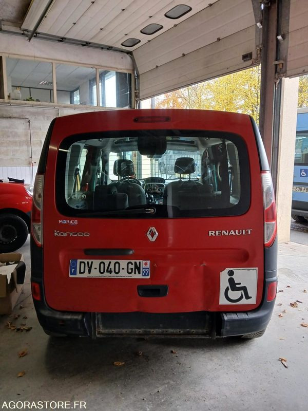 RENAULT KANGOO TPMR N°150546 - Skolebus: billede 2 RENAULT KANGOO TPMR N°150546 - Skolebus: billede 2